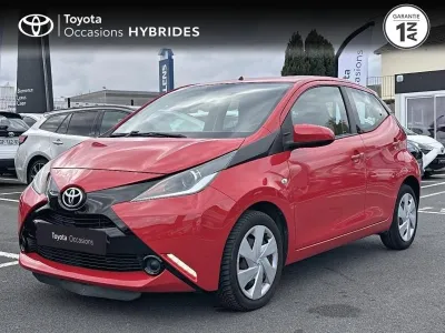 TOYOTA Aygo 1.0 VVT-i 69ch x-play 5p occasion 2016 - Photo 1