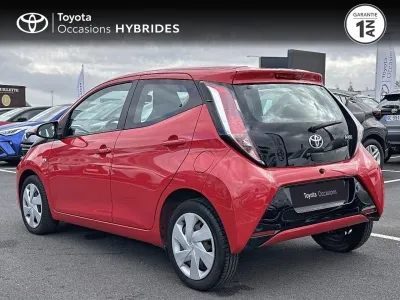 TOYOTA Aygo 1.0 VVT-i 69ch x-play 5p occasion 2016 - Photo 2