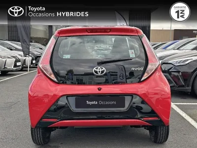 TOYOTA Aygo 1.0 VVT-i 69ch x-play 5p occasion 2016 - Photo 4
