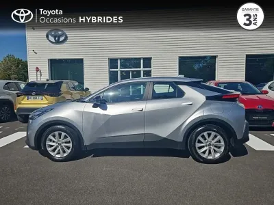 TOYOTA C-HR 1.8 Hybride 140ch Dynamic Business NG23 occasion 2024 - Photo 3