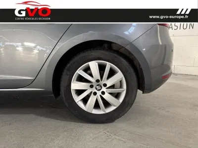 SEAT Leon 1.6 TDI 105ch FAP Style Start&Stop occasion 2013 - Photo 4