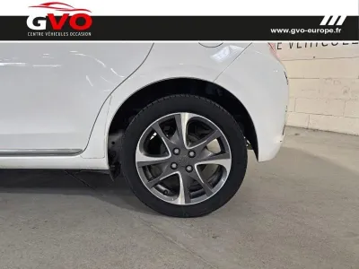 TOYOTA Yaris 90 D-4D Dynamic 5p occasion 2014 - Photo 4