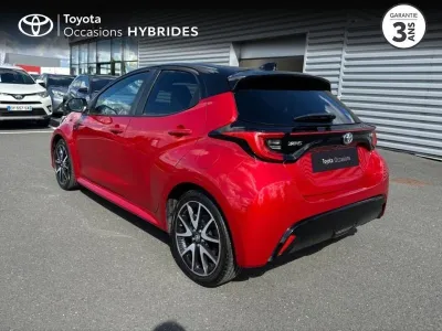 TOYOTA Yaris 116h Collection 5p occasion 2022 - Photo 2