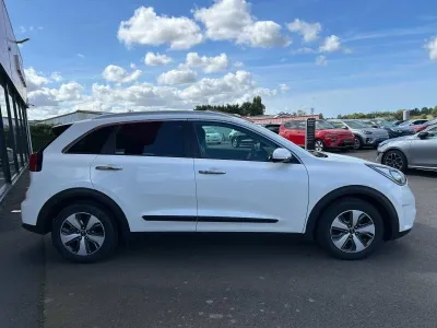 KIA Niro 1.6 GDi 105ch ISG + électrique 43.5ch Active DCT6 occasion 2018 - Photo 4