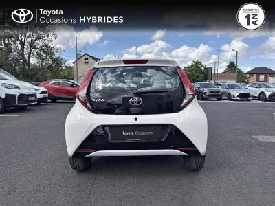 TOYOTA Aygo 1.0 VVT-i 72ch x-look x-shift 5p MY21 occasion 2021 - Photo 4
