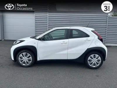 TOYOTA Aygo X 1.0 VVT-i 72ch Dynamic occasion 2022 - Photo 3