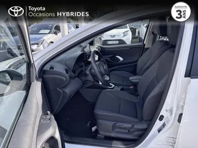 TOYOTA Yaris 116h Dynamic 5p MY22 occasion 2023 - Photo 2
