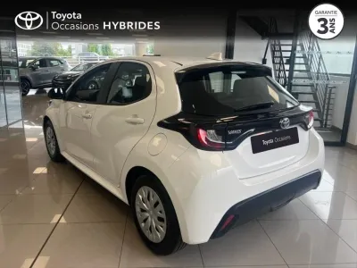 TOYOTA Yaris 116h Dynamic 5p MY22 occasion 2023 - Photo 4