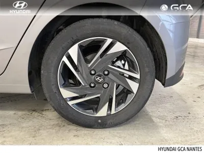 HYUNDAI i20 1.0 T-GDi 100ch Hybrid Intuitive DCT-7 occasion 2023 - Photo 4