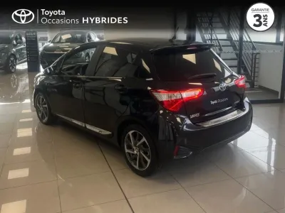 TOYOTA Yaris 100h Chic 5p occasion 2018 - Photo 2