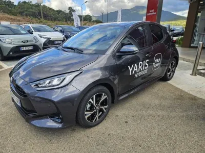 TOYOTA Yaris 116h Design 5p MY25 occasion 2025 - Photo 4