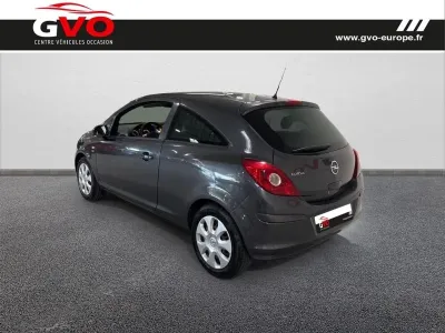 OPEL Corsa 1.2 Twinport 150ème Anniversaire 3p occasion 2013 - Photo 2