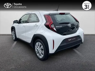 TOYOTA Aygo X 1.0 VVT-i 72ch Dynamic occasion 2023 - Photo 2