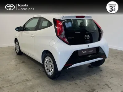 TOYOTA Aygo 1.0 VVT-i 72ch x-play 3p occasion 2019 - Photo 2