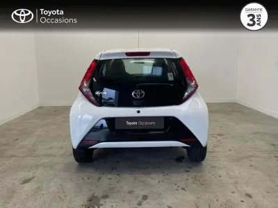 TOYOTA Aygo 1.0 VVT-i 72ch x-play 3p occasion 2019 - Photo 4