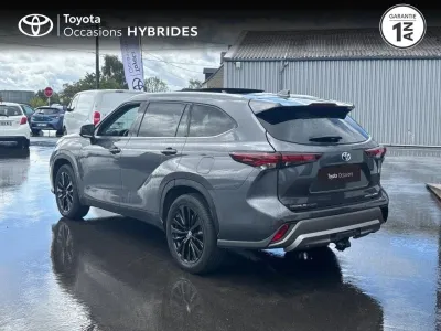 TOYOTA Highlander 2.5 Hybrid 248ch Lounge AWD-I MY22 occasion 2024 - Photo 2