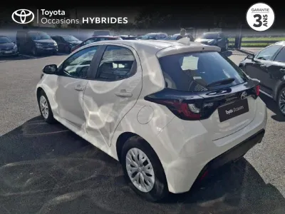 TOYOTA Yaris 116h Dynamic 5p MY22 occasion 2023 - Photo 2