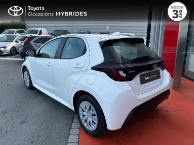 TOYOTA Yaris 116h Dynamic 5p MY21 occasion 2023 - Photo 2