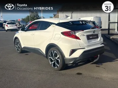 TOYOTA C-HR 122h Design 2WD E-CVT RC18 occasion 2019 - Photo 2
