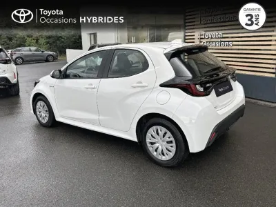 TOYOTA Yaris 116h Dynamic Business 5p + Programme Beyond Zero Academy MY21 occasion 2021 - Photo 2