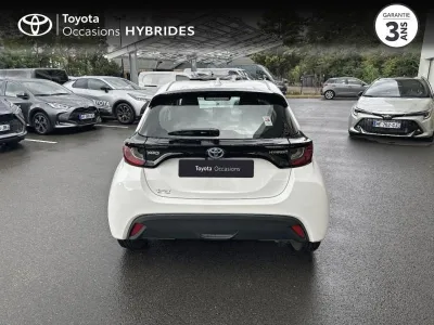 TOYOTA Yaris 116h Dynamic Business 5p + Programme Beyond Zero Academy MY21 occasion 2021 - Photo 4