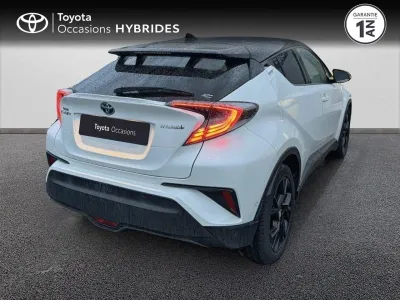TOYOTA C-HR 122h Graphic 2WD E-CVT RC18 occasion 2019 - Photo 2