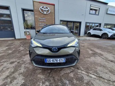 TOYOTA C-HR 184h Distinctive 2WD E-CVT MY22 occasion 2022 - Photo 3