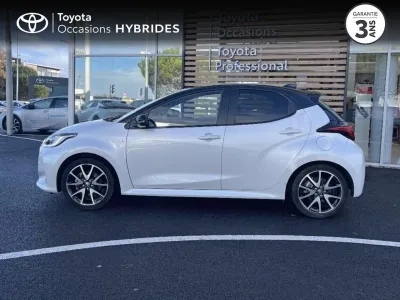 TOYOTA Yaris 116h Collection 5p occasion 2021 - Photo 3