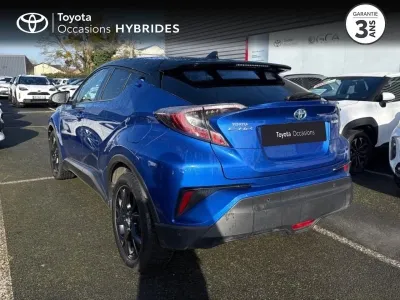 TOYOTA C-HR 122h Graphic 2WD E-CVT MC19 occasion 2019 - Photo 2