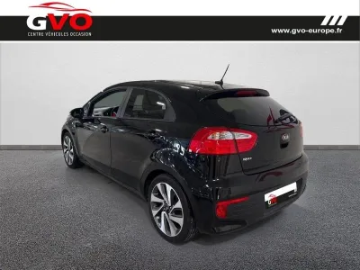 KIA Rio 1.4 109ch Premium 5p occasion 2015 - Photo 2