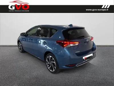 TOYOTA Auris HSD 136h Design occasion 2017 - Photo 2