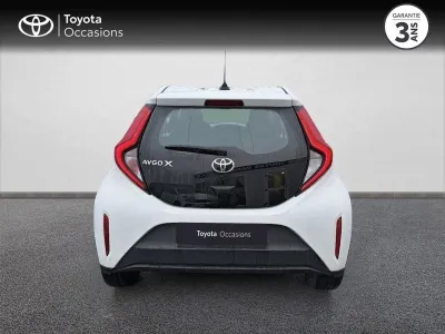 TOYOTA Aygo X 1.0 VVT-i 72ch Dynamic occasion 2022 - Photo 4