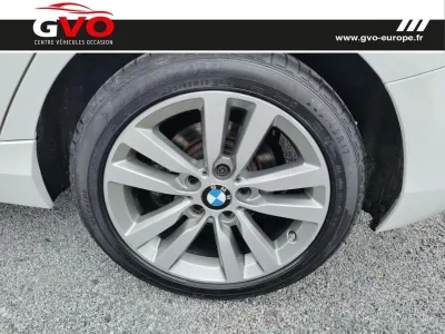 BMW Serie 1 118d 150ch UrbanChic 5p occasion 2017 - Photo 4