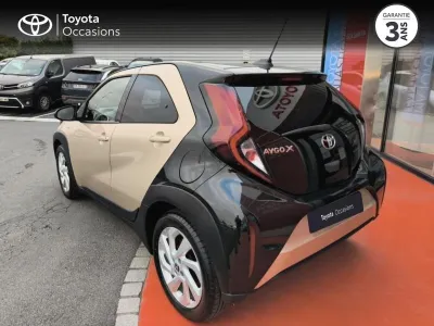 TOYOTA Aygo X 1.0 VVT-i 72ch Design occasion 2022 - Photo 2