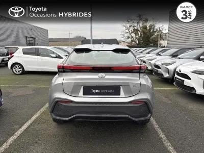 TOYOTA C-HR 1.8 Hybride 140ch Dynamic NG23 occasion 2024 - Photo 4