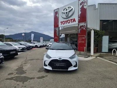 TOYOTA Yaris 116h Collection 5p MY22 occasion 2022 - Photo 1