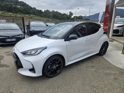 TOYOTA Yaris 116h Collection 5p MY22 occasion 2022 - Photo 4