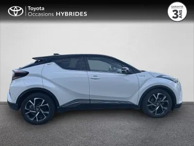 TOYOTA C-HR 122h Graphic 2WD E-CVT RC18 occasion 2018 - Photo 4