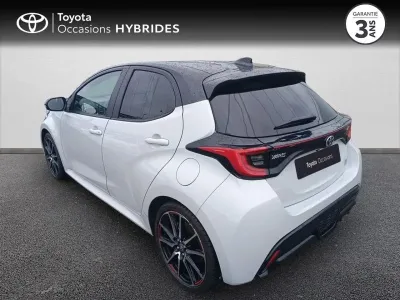 TOYOTA Yaris 116h GR Sport 5p MY22 occasion 2023 - Photo 2