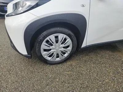 TOYOTA Aygo X 1.0 VVT-i 72ch Dynamic S-CVT occasion 2022 - Photo 3