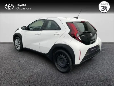 TOYOTA Aygo X 1.0 VVT-i 72ch Dynamic occasion 2023 - Photo 2