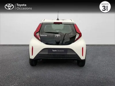 TOYOTA Aygo X 1.0 VVT-i 72ch Dynamic occasion 2023 - Photo 4