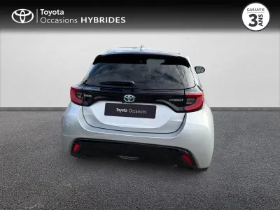 TOYOTA Yaris 116h Iconic 5p MY22 occasion 2023 - Photo 4