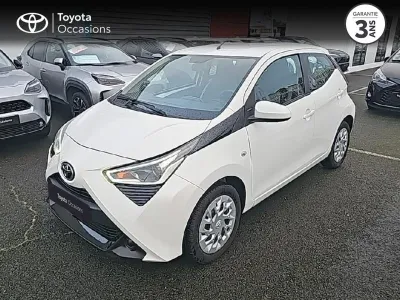 TOYOTA Aygo 1.0 VVT-i 72ch x-play 5p MY20 occasion 2021 - Photo 1