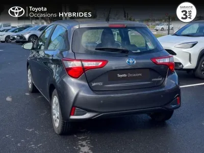 TOYOTA Yaris 100h France Business 5p RC18 occasion 2018 - Photo 2