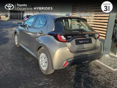 TOYOTA Yaris 116h Dynamic 5p MY22 occasion 2022 - Photo 2