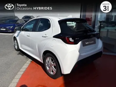 TOYOTA Yaris 116h Dynamic Business + Programme Toyota Experience 5p MC24 occasion 2024 - Photo 2