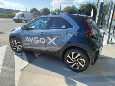 TOYOTA Aygo X 1.0 VVT-i 72ch Design MY24 occasion 2025 - Photo 3