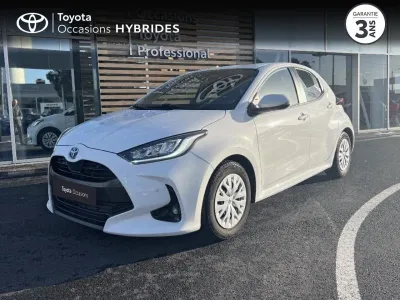 TOYOTA Yaris 116h Dynamic Business 5p + Programme Beyond Zero Academy MY22 occasion 2022 - Photo 1