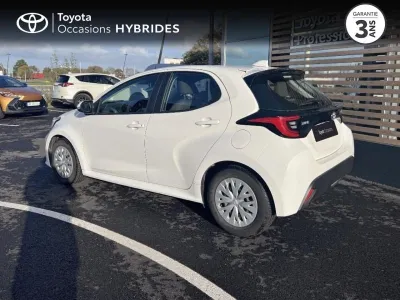 TOYOTA Yaris 116h Dynamic Business 5p + Programme Beyond Zero Academy MY22 occasion 2022 - Photo 2